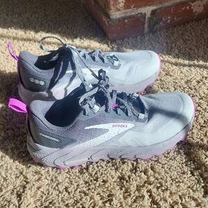 Brooks Women's Cascadia 17